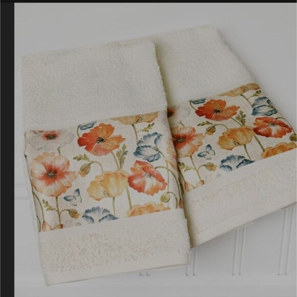 Watercolor Floral Bathroom Set Shower Curtain, Bath Mat, and 2 Sets Hand Towels - Picture 4 of 6